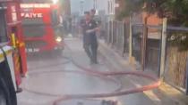 Dilovası’nda çatı yangını paniği! Alevler binayı sardı